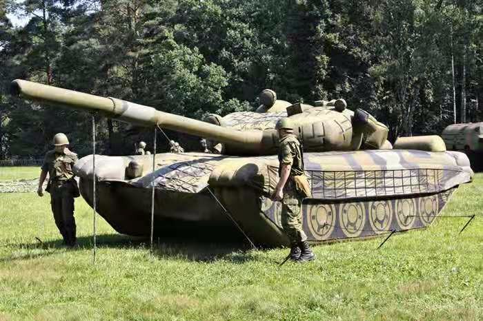 中卫大型军用充气坦克